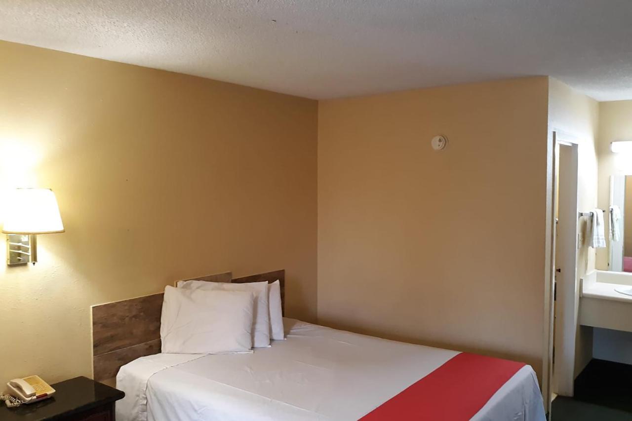 Super Value Inn Valdosta Luaran gambar